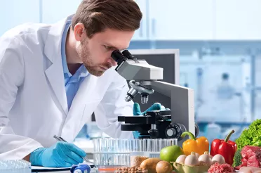 Wissenschaftler*in