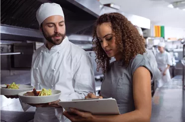 Expert*in für nachhaltige Ernährung