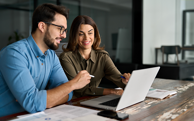 Digital-Marketing-Manager:in